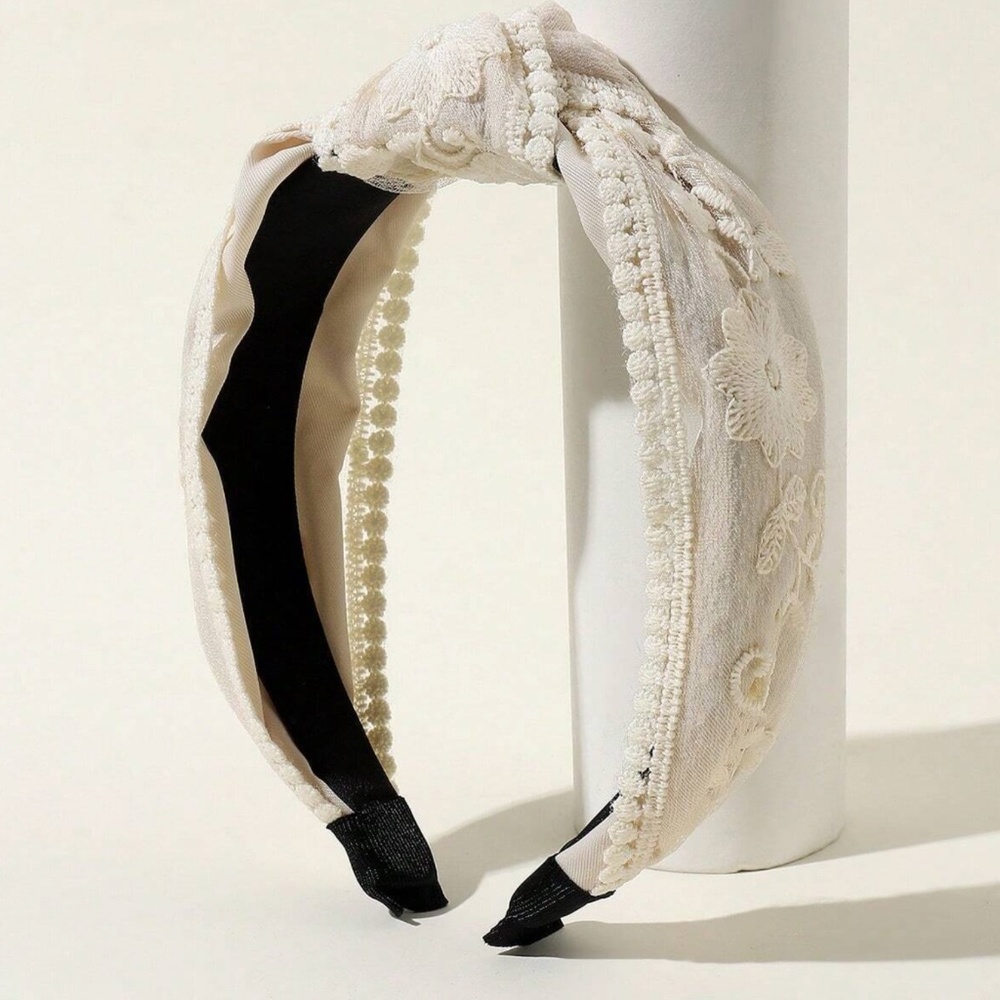 Boho Floral Lace Romantic Headband - Picture 7 of 13